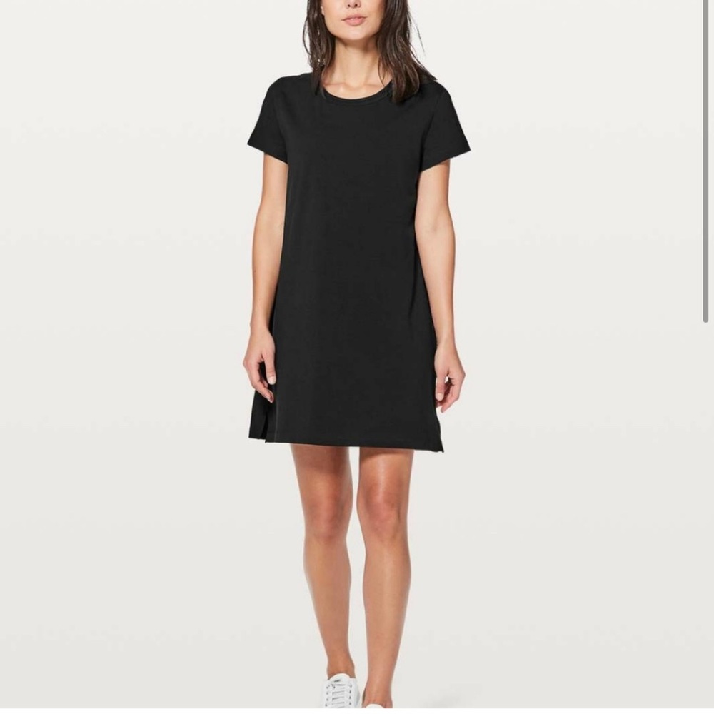 Lululemon Day Tripper Dress in Black US 6